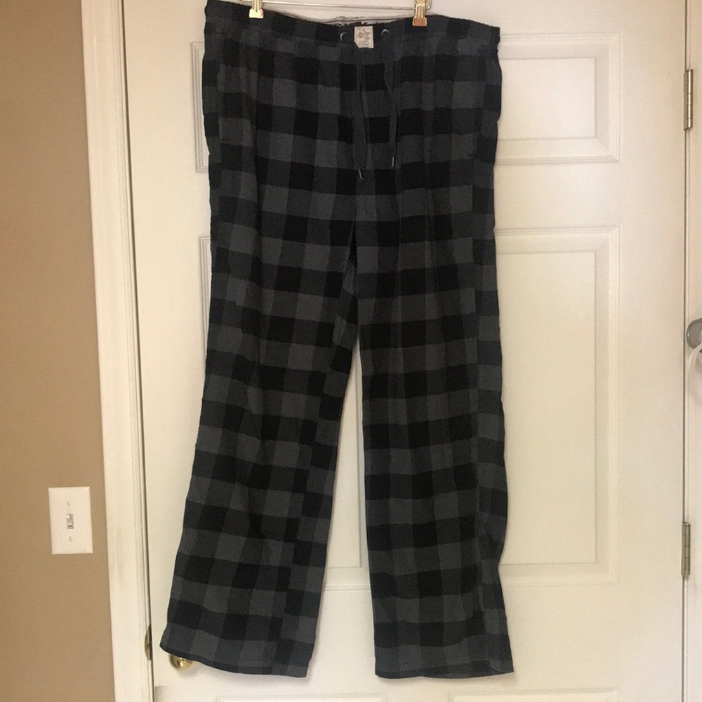 American Eagle Flannel pants